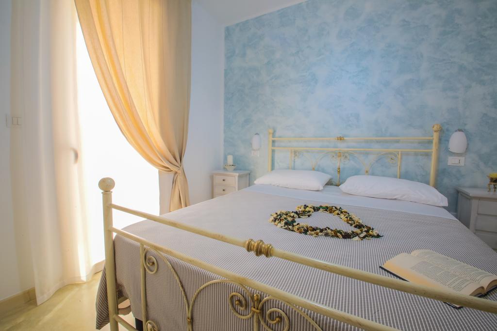 Bed and Breakfast Blue&Blue à Torre San Giovanni Extérieur photo